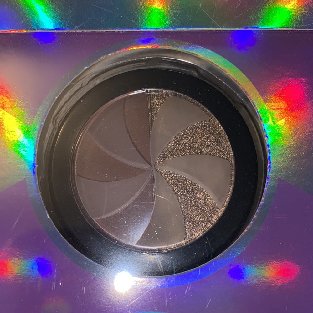 Elf eyeshadow - Picture 4 of 6